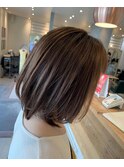 アッシュベージュ