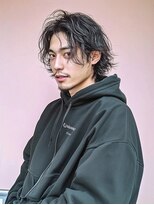 テープ(TAPE)&nbsp;大人メンズのミディアムヘア