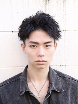 エース(ACES) 刈り上げショート束感アップバングツーブロックビジネス