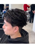 フェザーショート刈り上げツーブロック