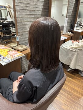 アミカ シーモール店(Amica) 切りっぱなしボブ