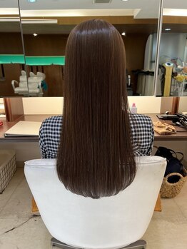 ヴァンカウンシル 札幌本店(VAN COUNCIL)の写真/【透明感◆髪質改善ツヤカラー】圧倒的なツヤ＆美発色！トリートメントとセットで芯から潤う艶髪に！