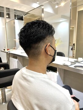ヴィオットバイサロン(Viot by Salon) メンズヘア/ハード刈り上げ・バーバー風カット