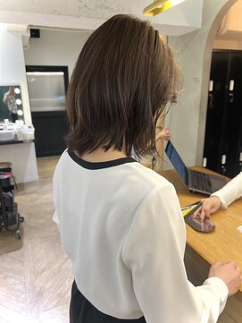 ローレン(LOREN) ミディアムヘア/デザインカラー/フェイスフレーミング/栄/久屋