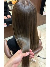 【髪質改善ストレート】縮毛矯正の嫌なイメージを払拭！地毛風の縮毛矯正が得意なサロン♪