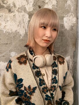 シータ(sheta) 【sheta三畑】小顔ボブルフクリーミーベージュ裾カラー黒髪