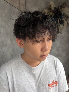 スナッチ(snatched) 波巻きシャドウパーマ