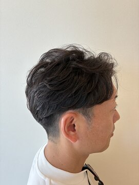 ニコラ(NICOLA) ショート×フェザーパーマ