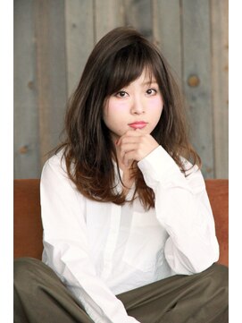 チョビー(Chobii) [chobii]表参道.青山☆小顔カット☆外国人風スタイル3418☆Yuki