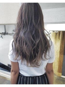 アムバイハーティエスト(AMME by HEARtiest) パールグレージュ　担当岡本