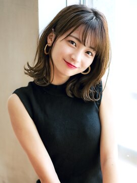 ミラリー 横浜(Mirareee) 大人可愛いミディアムヘアスタイル