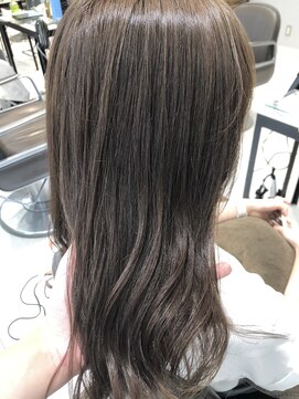 ネオリーブギンザ 銀座店(Neolive GINZA) 程よいくすみ感の赤みを消したカーキグレージュカラー