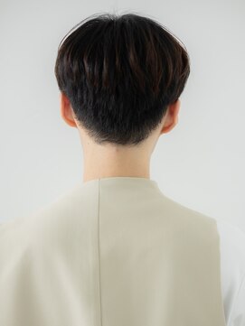 メンズヘア ビーセカンド 草加店(MENS HAIR B-2) センターパート×グレージュカラーのイケメンマッシュE草加
