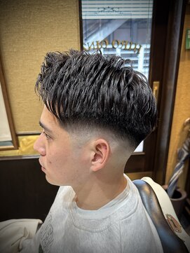 ヒロギンザ 池袋 サンシャイン通り店(HIRO GINZA) スキンフェード アイロンパーマ バーバースタイル 池袋