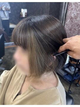 アルグラーテ (Arglarte) カット/レイヤーカット