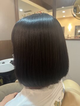 エルアスク 大人可愛いヘルシーショートスタイル30代40代50代ボブ