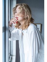 ベベ ヘアースペース(BeBe hairs space)&nbsp;ハイトーンミディアムウルフ