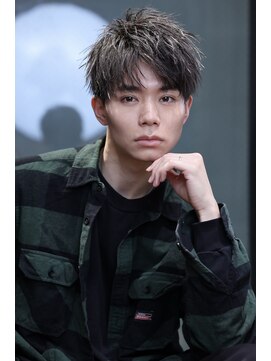 リップス レイ ギンザ(LIPPS Ray GINZA) ツーブロック刈り上げ大人短髪ソフトツイストハーフアップ