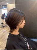 大人の魅力くびれショート×白髪ぼかしハイライトヘアサロン
