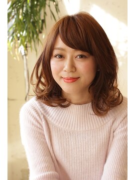 ソウリード(sou Lead) ランダムカールの小顔ミディアムパーマ