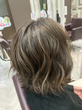 トゥルース 獨協大学前店(Hair&Make TRUTH) ベージュカラー