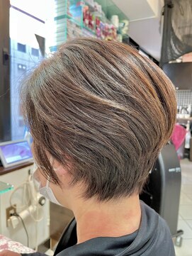 アンジュ ヘアー(Ange hair) 40代50代　美シルエットショートボブ