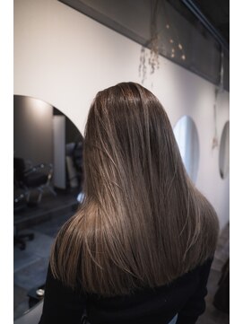 ニード(need) ハイライトグラデーション