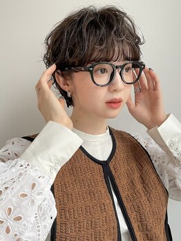 ヤイエ 青山店(yiye)の写真/業界でパーマ講師を務めるスタッフも◎髪質/理想に合わせ最適な薬剤×洒落感デザインでパーマが楽しい♪