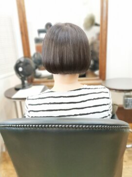 プリバート レディースワンレングスボブ