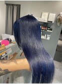 ブルー