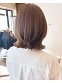 小顔イメチェン、ブルーグレージュカラーくびれレイヤーボブ