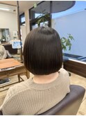まとまりやすく扱いやすいワンレンボブ