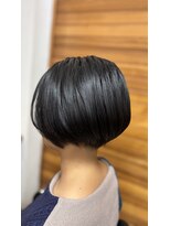 インプレッション 倶知安店(impression) 刈り上げショートボブ