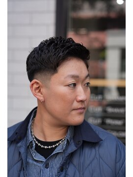 タフ バーバーショップ(TOUGH BARBER SHOP) iron perm アイロンパーマ