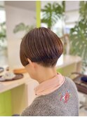 【トライスター】刈り上げショートボブ