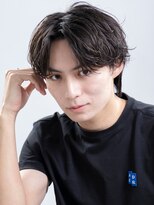 コンフィデンス メンズヘアー(confidence MEN'S HAIR)&nbsp;【やりすぎない】自然な毛流れニュアンスパーマ×センターパート