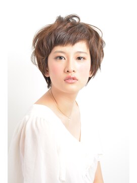 ビューティーアンドケアカロン(Beauty and Care CALON) 【銀座】CALON/マッシュショートボブ