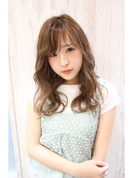 エストレーラ(estrela) 『estrela』大人可愛いミルクティーベージュ　３Dカラー