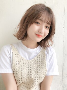 ルティア(Lutia) ゆるふわ 切りっぱなしボブ シースルーバング