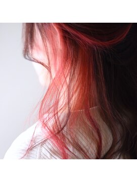 ニコリヘアワークス(nicori hair works) ロング×イヤリングカラー×チェリーレッド2