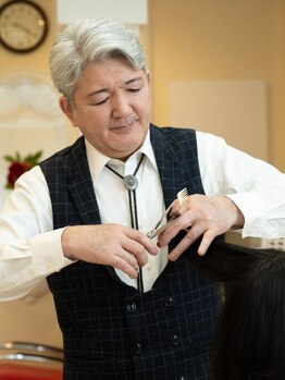 【竹ノ塚駅徒歩2分】一人ひとりの髪の状態を見極めて自宅での手入れの仕方などとても丁寧に説明します！