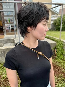 クラッチ (Klutch) 【Klutch】黒髪ショートウルフ