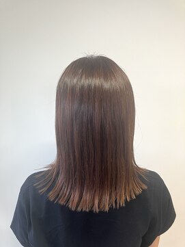 イッヒ 茅ヶ崎(IHHI) 茅ヶ崎美容院/茅ヶ崎駅南口/ワンレン/ストレート/秋色/秋髪/小顔