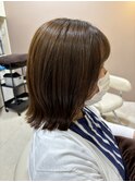 オリーブベージュ×ボブ