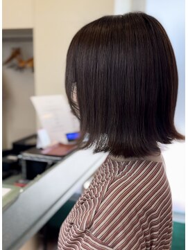 トータルビューティーサロン トップスタイル 外はね切りっぱなしボブ