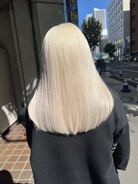 ユーザ(YUZA) ブロンドカラー