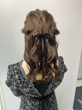 ヴェイン 渋谷(vain) 10代20代30代◎ハーフツインモテ髪巻き下ろし