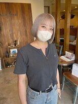 ニクスフリー(nix free)&nbsp;ミニボブハイトーンボブブリーチホワイトベージュグレージュ20代