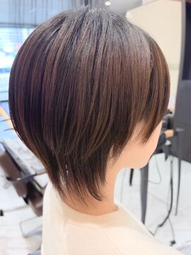 グランデュール 東静岡池田店(GRANDEUR) 大人マッシュショート丸みショート黒髪ショートベリーショート