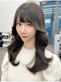 レイヤーカット/顔周り/前髪薄め/ミディアム/表参道美容室